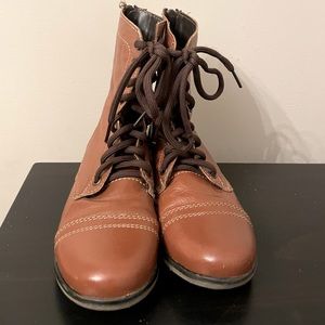 Steve Madden combat boots